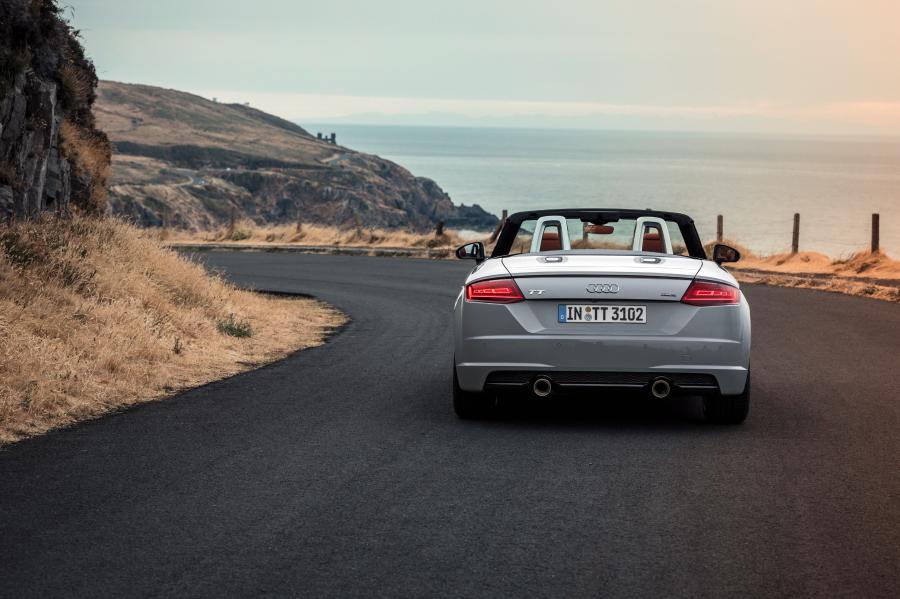  Audi TT Roadster 20 Years (8S) 2018 года  (WW) (фото 33 из 44)